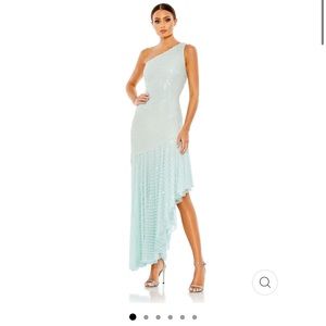 •MAC DUGGAL• style 93741 • wedding guest or prom dress